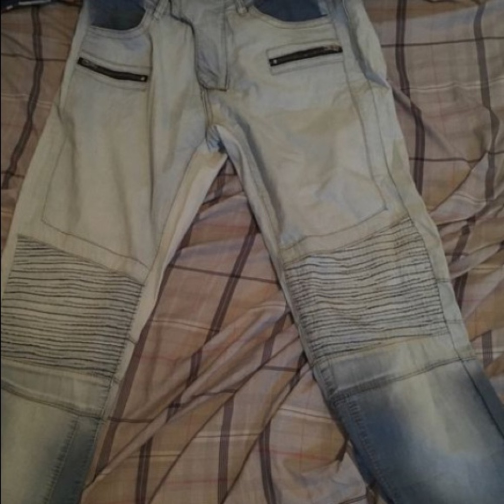 I’m selling biker jeans